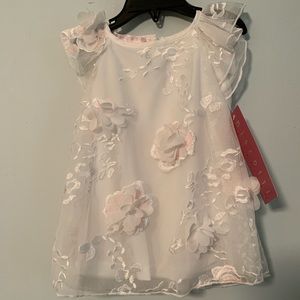 ✨HP✨Floral Accent Flutter Sleeve Dress